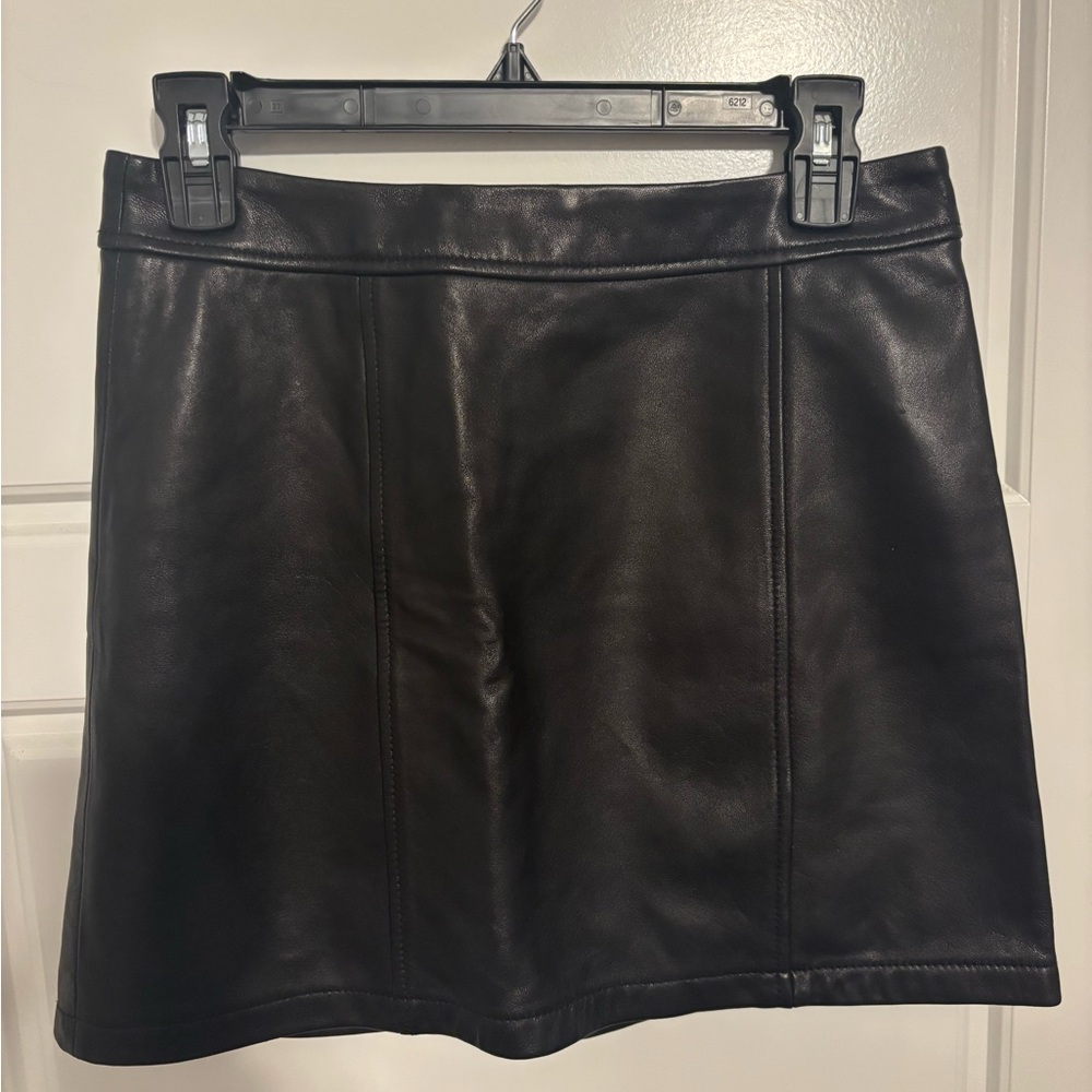 Gianni Bini Black Mini Skirt